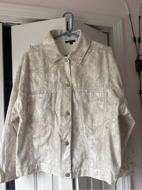 Papermoon Light Cream Patterned Button-Up Jean Jacket